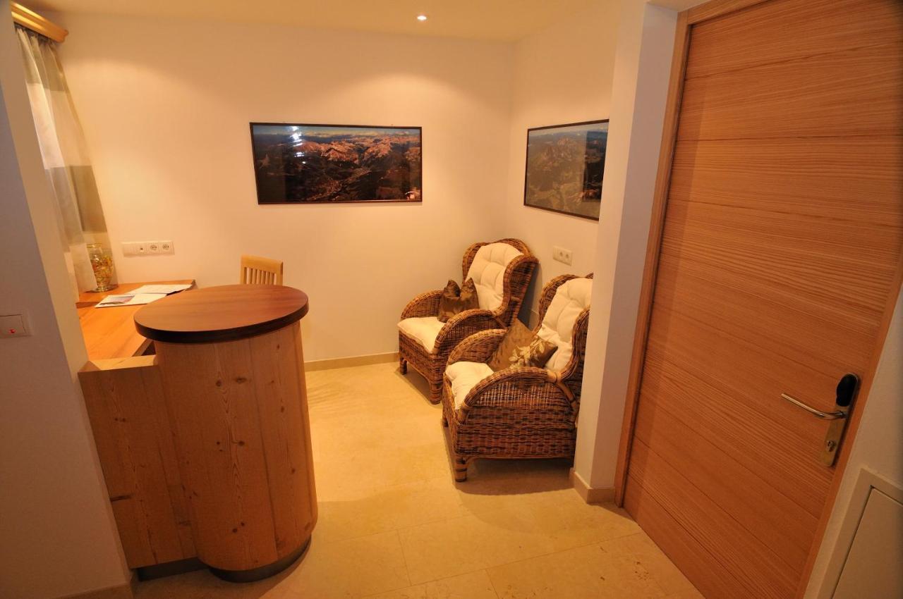 Chalet Regina เซลวาดีวัลการ์เดนา ภายนอก รูปภาพ