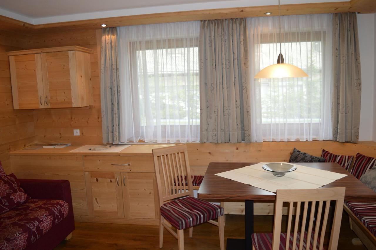 Chalet Regina เซลวาดีวัลการ์เดนา ภายนอก รูปภาพ