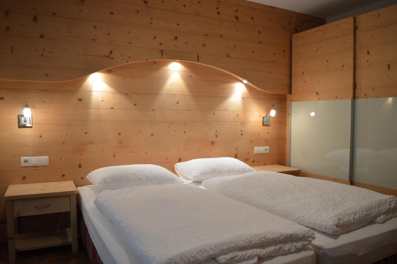 Chalet Regina เซลวาดีวัลการ์เดนา ภายนอก รูปภาพ