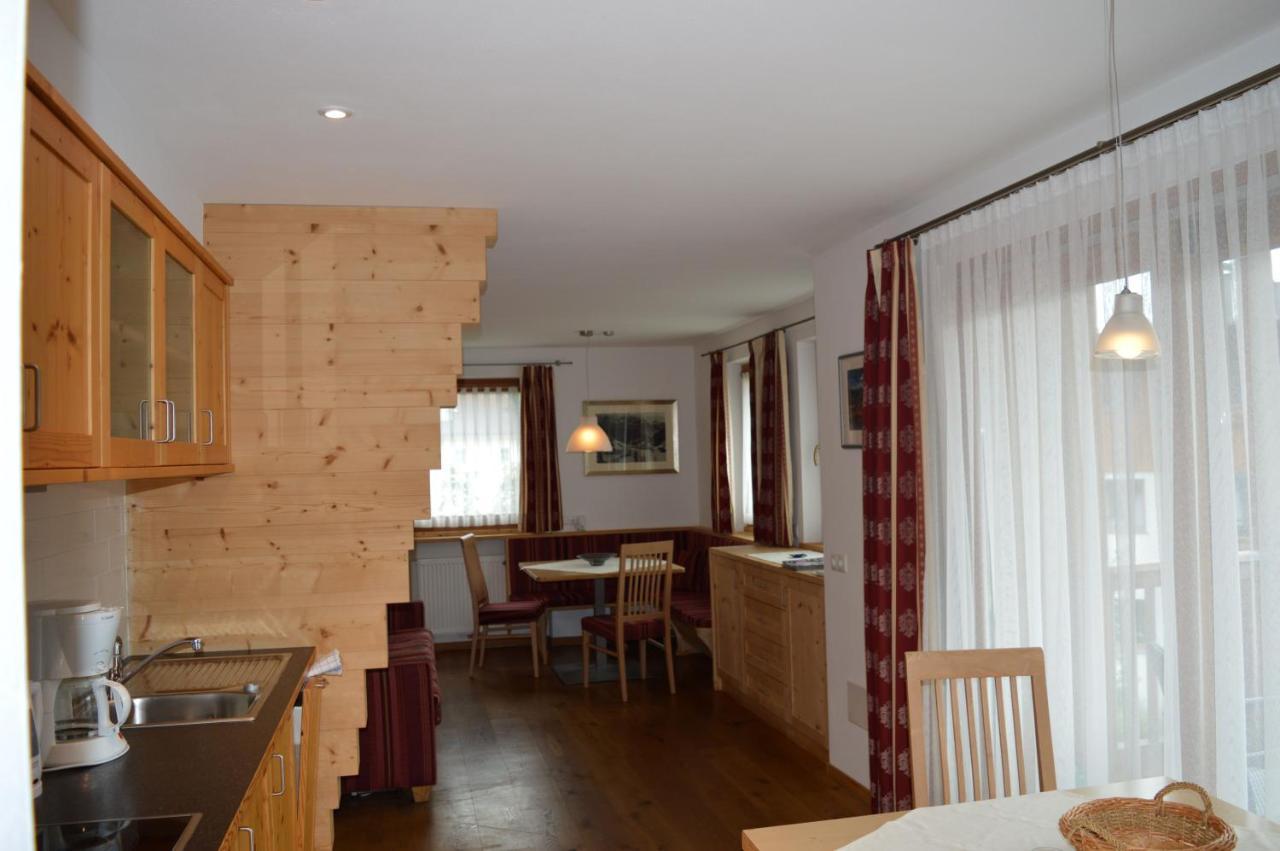 Chalet Regina เซลวาดีวัลการ์เดนา ภายนอก รูปภาพ