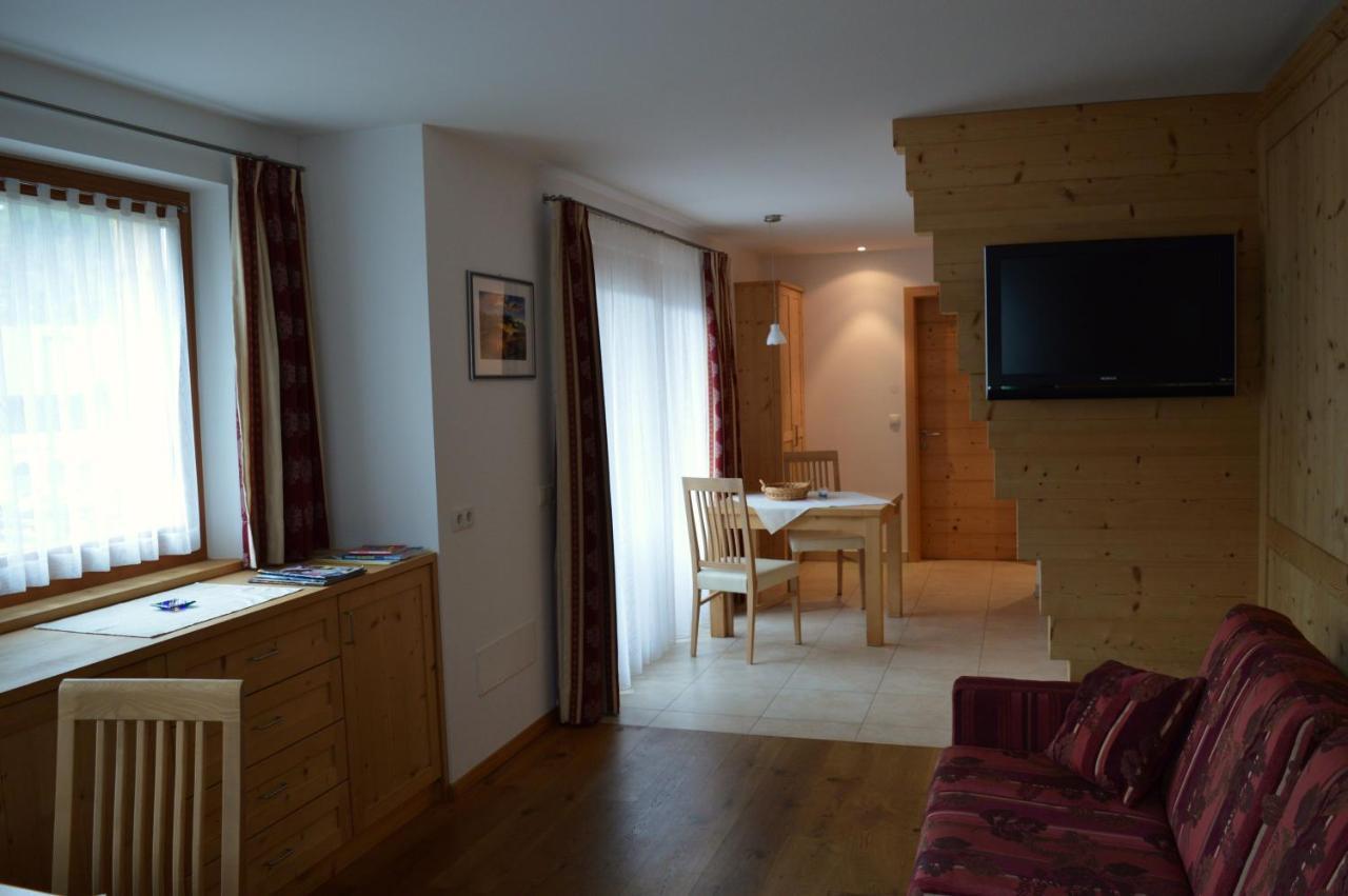 Chalet Regina เซลวาดีวัลการ์เดนา ภายนอก รูปภาพ